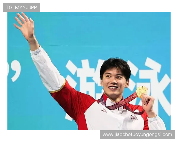 全运会特别报道：成都羽毛球队如何在挑战中实现历史性突破与辉煌成就